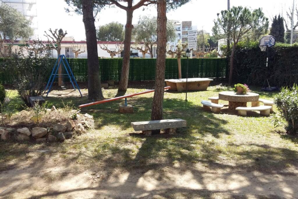 Apartamento Al Lado De La Playa Con Parking Y Jardin Platja d'Aro Zewnętrze zdjęcie